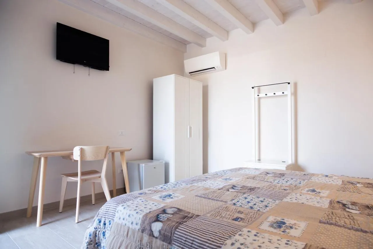 Guest house La Corte Di Emma E Ale Volta Mantovana Italy