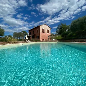 https://podere-boscone.it-tuscanyhotel.com