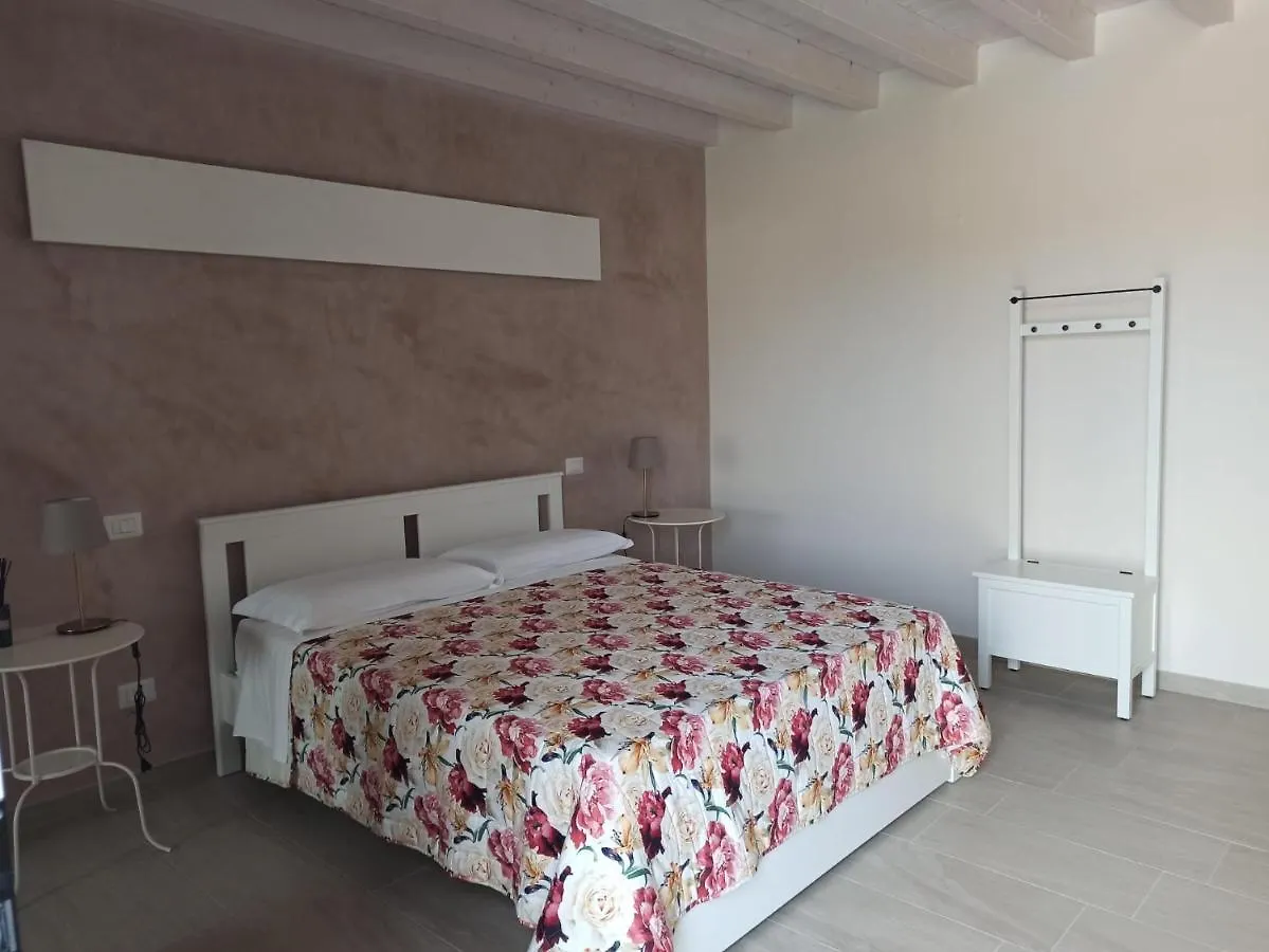 La corte di Emma e Ale Volta Mantovana Penzion
